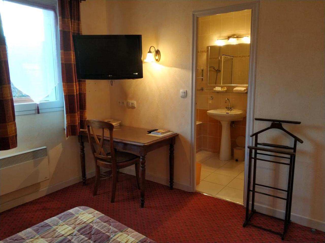 Logis Hotel Calisola Besancon - Soiree Etape Chalezeule Kültér fotó